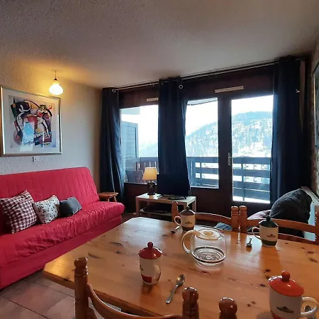 Lumineux Au Pied Des Pistes Pour 4 Personnes A Avec Parking Privatif Et Balcon Sud - Fr-1-330d-118